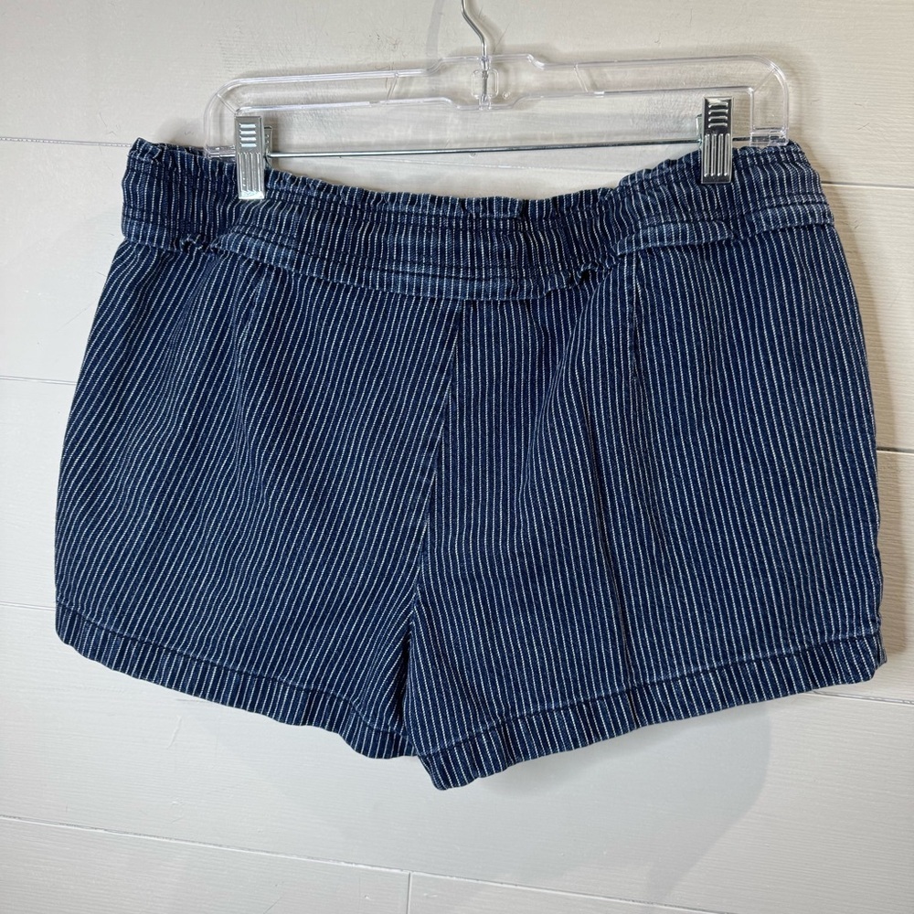 Loft Striped Navy Cotton Women's Shorts Size Medium - Picture 2 of 7